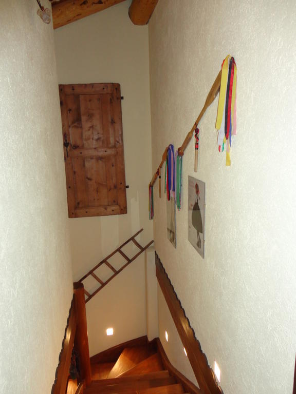 Les Chevreuils Bed & Breakfast Introd Dış mekan fotoğraf