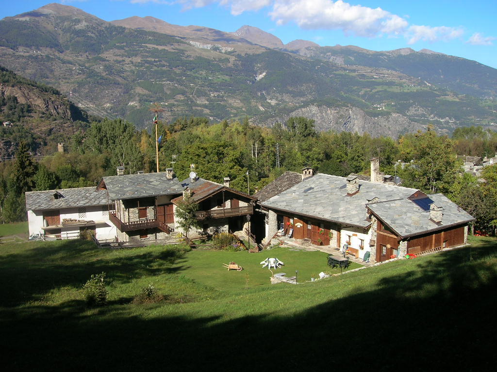 Les Chevreuils Bed & Breakfast Introd Dış mekan fotoğraf